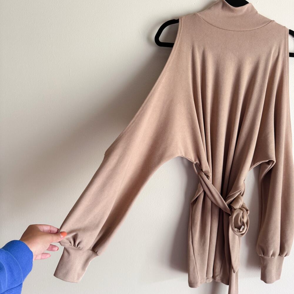 Lovers and Friends Tan Brown Gloria Open Shoulder Mock Neck Mini Dress Small - Picture 3 of 10
